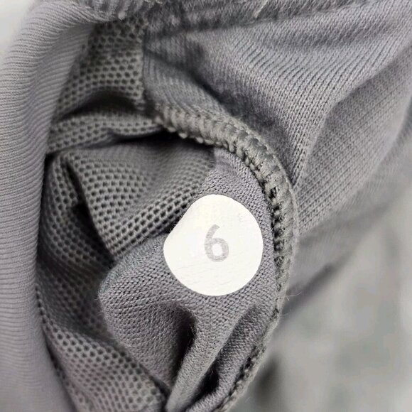 Lululemon Venus Blazer Fossil Chevron Gray White Tank Top Womens Athletic Size 6 - Picture 4 of 7